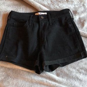 Black high waisted new Hollister shorts